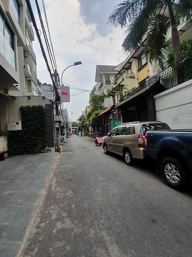 Hình ảnh Bán nhà hẻm 10m đường Cách Mạng Tháng 8, P6, Tân Bình