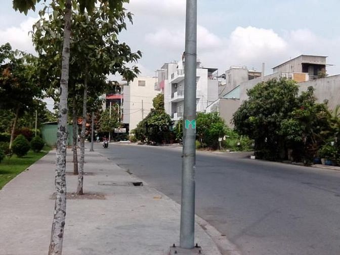 Hình ảnh Cần bán nhanh đất MT góc Trần Lựu, P. An Phú, Q.2, 5x21m, gía 180tr/m2