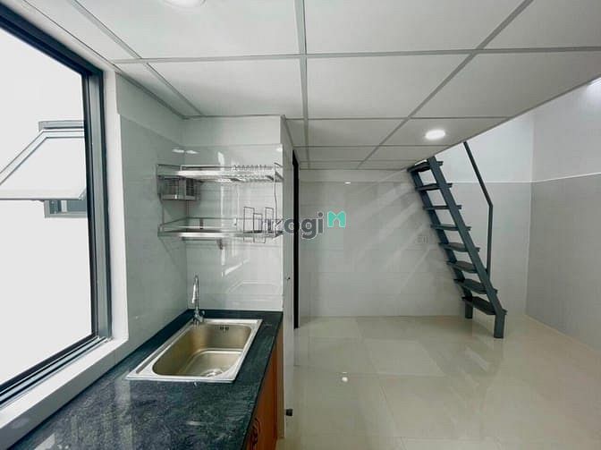 Hình ảnh 💥💥CHDV NEW 100% có gác, giếng trời gần sân bay_ngay KCN_Tân Bình
