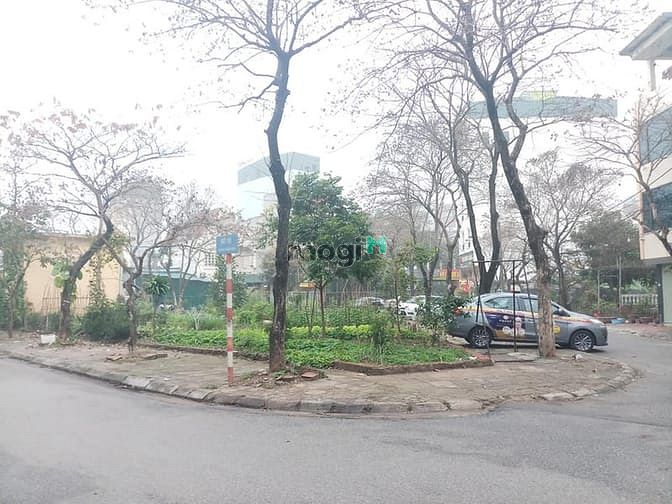 Hình ảnh Bán 100 m2 đất mặt đường cổ linh, thạch bàn, long iên, hà nội sổ đỏ