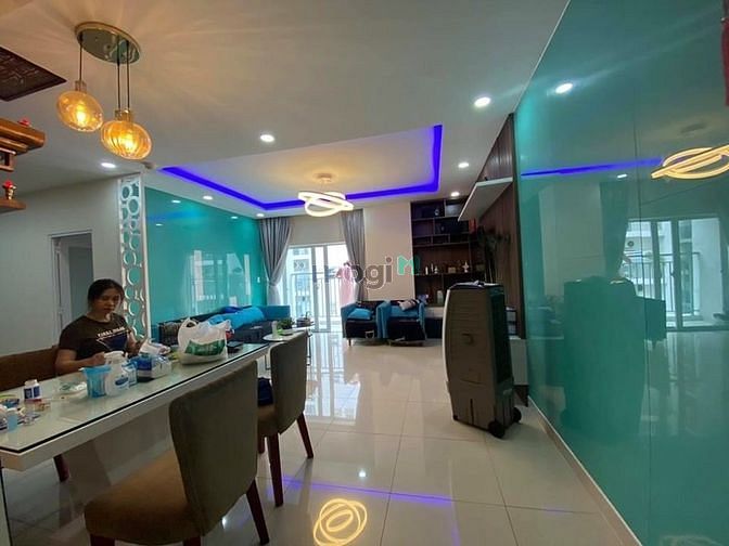 Hình ảnh Cho thuê Orientall DT 84 m2,2PN,2WC,full nội thất như hình