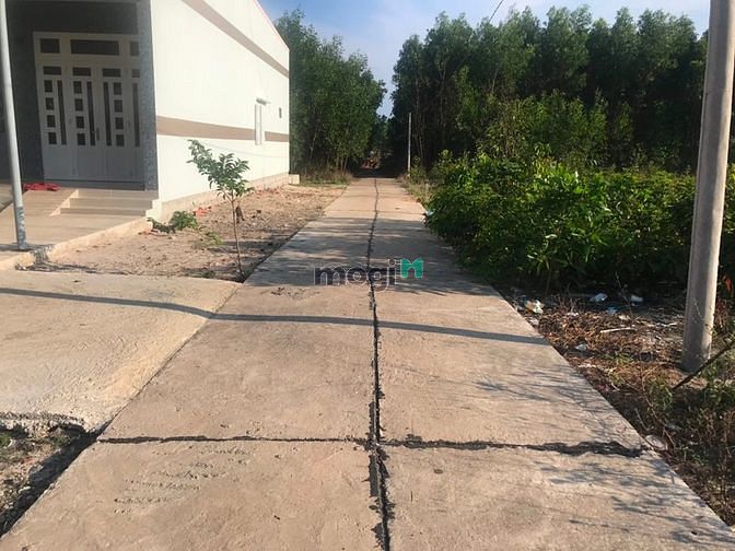 Hình ảnh Đất sát trường học Huỳnh Thúc Kháng. 40 x 32 giá 1 tỷ 800 tr