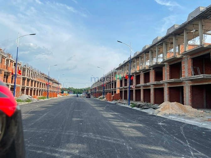 Hình ảnh đất nằm sát quốc lộ 13, draem city bàu bàng,80m2