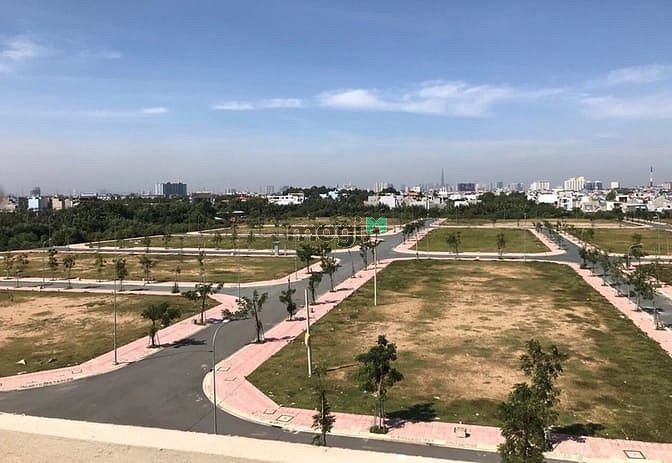 Hình ảnh Đất mặt tiền đường Trường Lưu 90m2 giá chỉ 2 tỷ 900