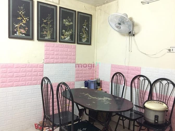 Hình ảnh Bán nhà tập thể T3 ngõ 82 Phạm Ngọc Thạch, 70m2, 2Pn ô tô đô cửa.