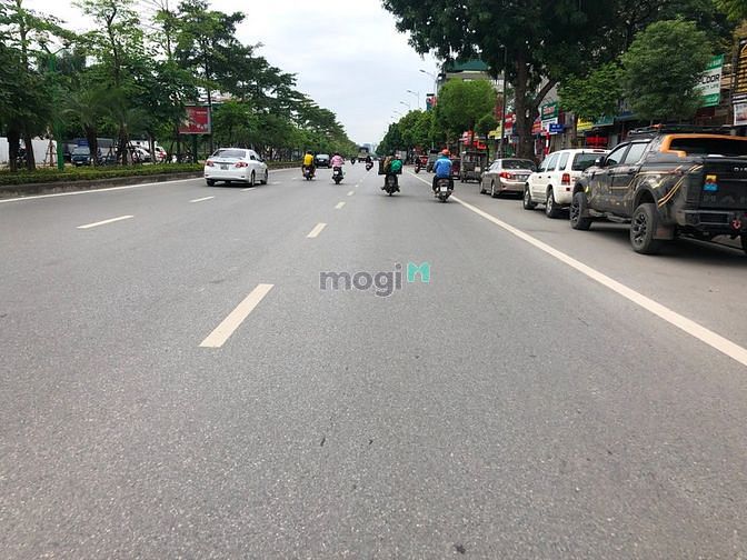 Hình ảnh Bán đất đấu giá Tầm Dâu, Việt Hưng, đường đôi hai chiều xe