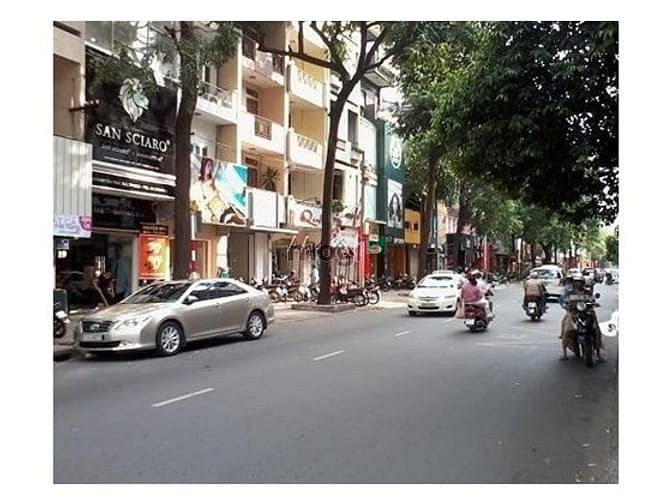 Hình ảnh Mặt tiền Cộng Hòa - Núi Thành, Tân Bình.