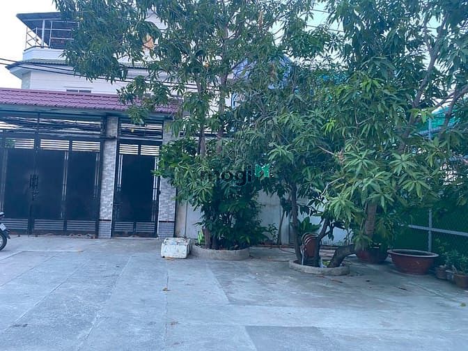 Hình ảnh Bán đất thổ cư, đã có nhà 2 tầng và một sưởng, vị trí 2 mặt tiền đường