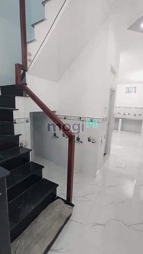 Hình ảnh Huỳnh Thiện Lộc, Tân Phú, 2 tầng trắng tinh, DTSD 70 m2.