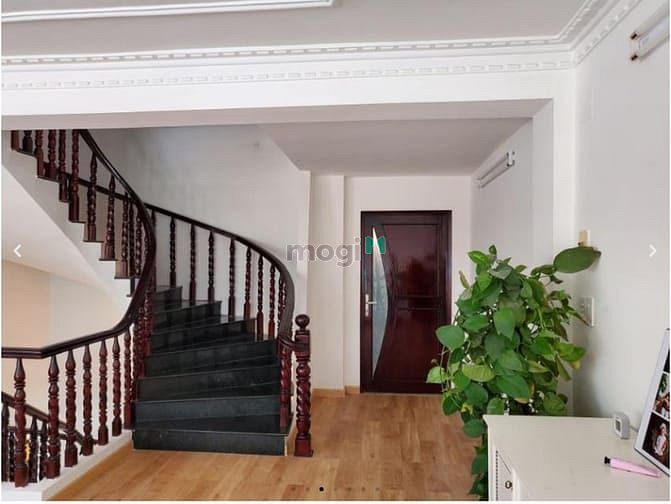 Hình ảnh Biệt thự duy nhất siêu đẹp Tên Lửa, khu sầm uất, dân trí cao. 10x20m