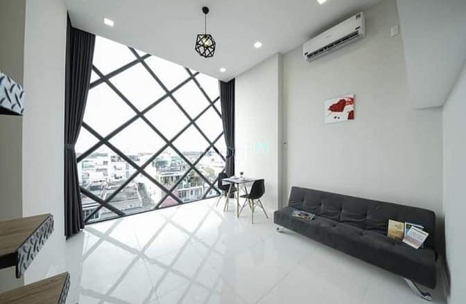 Hình ảnh Phòng bancon mặt trước - full nội thất ở được 4 người Quận 7