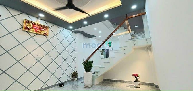 Hình ảnh 🏡🏡🏡 Nhà bán đường Âu Dương Lân P3 Q8