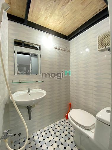 Hình ảnh Căn Hộ Ban Công- Gác Lửng Gần Nhà Thờ Tân Phước, Quận 11