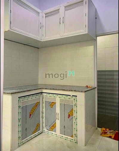 Hình ảnh Kẹt tiền làm ăn bán gấp nhà HỒ BÁ PHẤN QUẬN 9