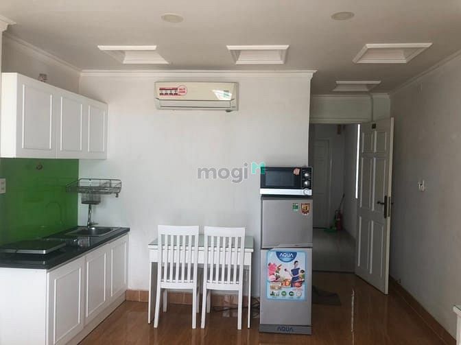 Hình ảnh CHDV mới siêu đẹp có ban công lớn đường Cách Mạng Tháng Tám