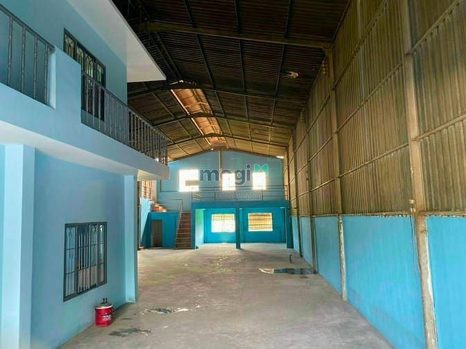 Hình ảnh Xưởng mặt tiền Tx 14. DT 9x30m cod gác