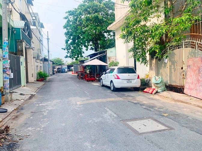 Hình ảnh Bán Nhà 2 Lầu Đường 8M Lê Văn Quới (14x21m )