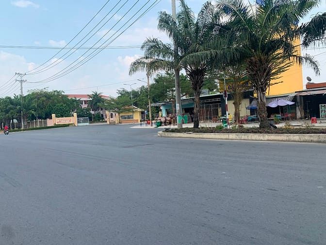 Hình ảnh Ngộp vốn bán gấp 2 nền đất Bình Chánh. Xã Phạm Văn Hai Bình chánh
