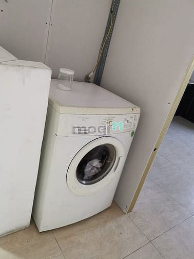 Hình ảnh Mình còn trống phòng có máy lạnh 2tr850 đ. LVBền