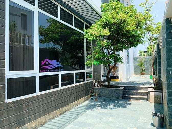 Hình ảnh Villa 6 phòng ngủ gần biển Phạm Văn Đồng - B550