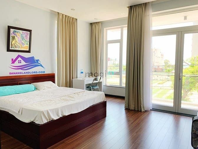 Hình ảnh Villa 6 phòng ngủ gần biển Phạm Văn Đồng - B550