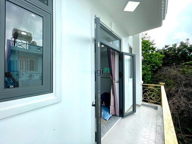 Hình ảnh CHDV giá rẻ_Ban công_Cửa sổ KCN Tân Bình