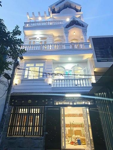 Hình ảnh Nhà bán đường Mã Lò: 8mx10m đúc 4 tấm, giá: 5.4 tỷ TL