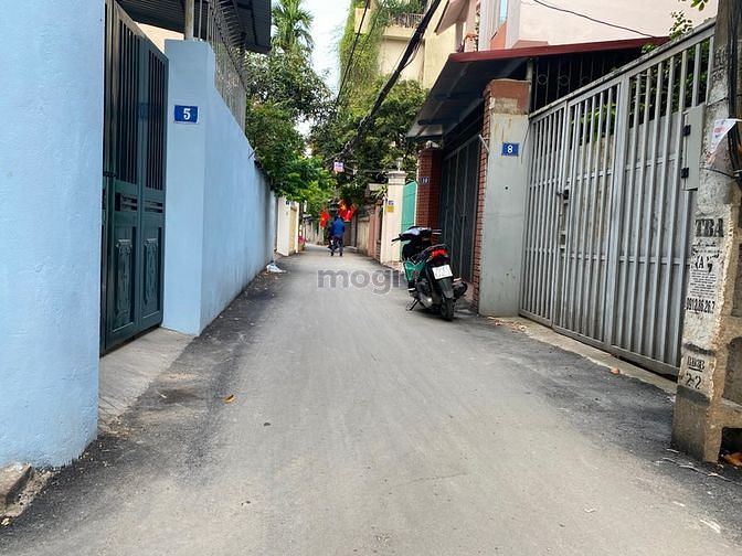 Hình ảnh Bán đất Giang Biên, khổ đất 40m, mặt tiền 3.3m, ngõ ô tô