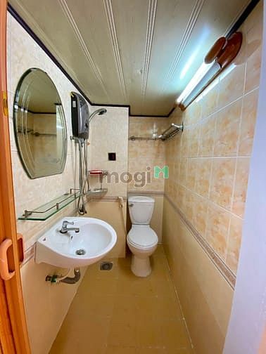 Hình ảnh Cho thuê nguyên tầng 1 phòng ngủ riêng biệt