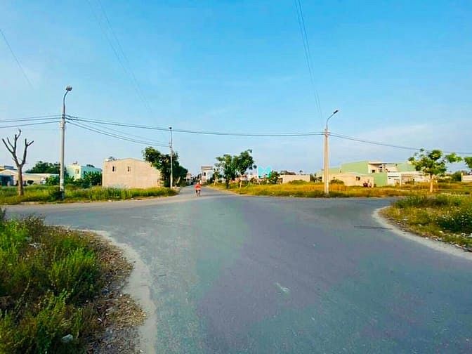 Hình ảnh Bán đất mặt tiền chợ Điện Nam Trung đường 27m
