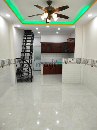 Hình ảnh Thơm mít, Phú Thọ Hoà, Tân Phú, 2 tầng, hẻm chà bá, chỉ 3.35 tỷ.