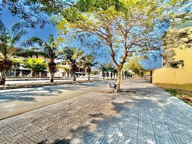 Hình ảnh Kẹt tiền làm ăn bán rẻ miếng đất 80m2- gần AEON bình tân+ BV Chợ Rẫy 2
