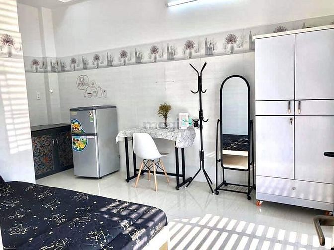 Hình ảnh cho thuê phòng full nội thất đối diện etown2 4tr
