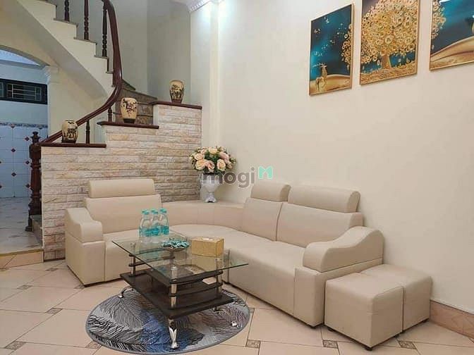Hình ảnh Bán nhà phố Hoàng Mai vị trí đẹp ô tô đỗ cửa