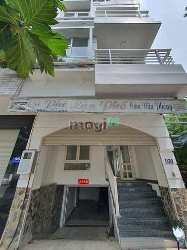 Hình ảnh Cho thuê nhà mặt tiền mới  xây