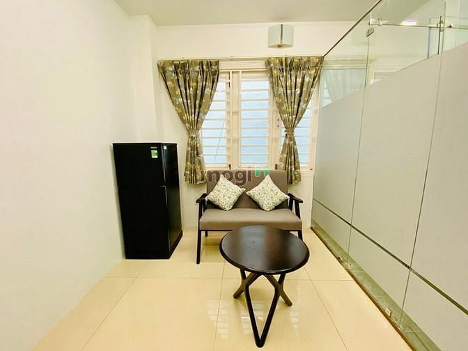 Hình ảnh CHDV 1 phòng ngủ FULL nội thất_Ban công_Trung tâm quận 1
