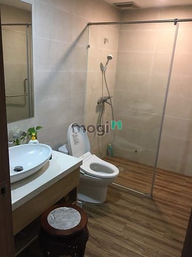 Hình ảnh Cần cho thuê nhanh CH Riverside Residence PMH 2PN giá 15 triệu /tháng.