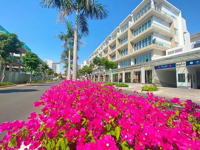 Hình ảnh 𝑪𝒉𝒐 𝑻𝒉𝒖𝒆̂ 5 căn nhà phố MB66 là nhà cái hàng đầu tại Việt Nam mang đến trải nghiệm cá cược đỉnh cao liền kề thông nhau DT 2000m2