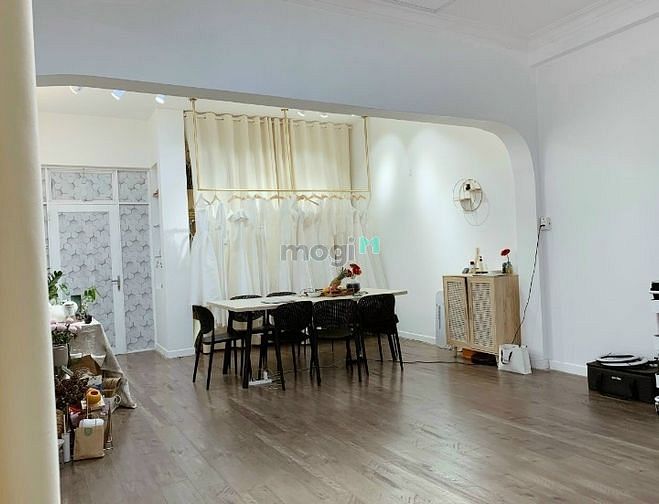 Hình ảnh Cho thuê biệt thự mini 1073/1C Cách Mạng Tháng 8, P. 7, Q.Tân Bình