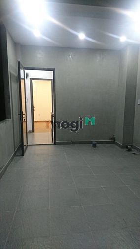 Hình ảnh Bán Nhà 3 Lầu đúc kiên cố Khánh Hội