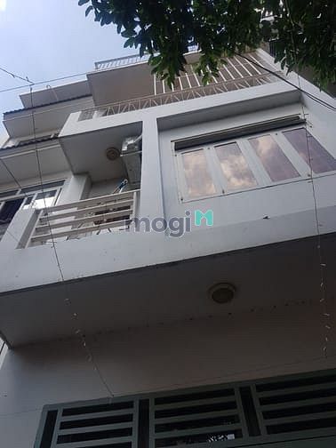 Hình ảnh Cho thuê nhà hxh 686/12a Cách Mạng Tháng 8, p5 quận Tân Bình