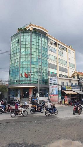 Hình ảnh Cho thuê toàn nhà mặt tiền đường