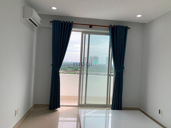 Hình ảnh Cho thuê CHCC Grand View 3PN,2WC,nội thất cơ bản , 118 m2 giá 18.5tr