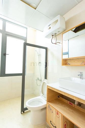 Hình ảnh Khai trương CH cao cấp nay Hồ COn Rùa, Bếp, Full nội thất, T. Máy