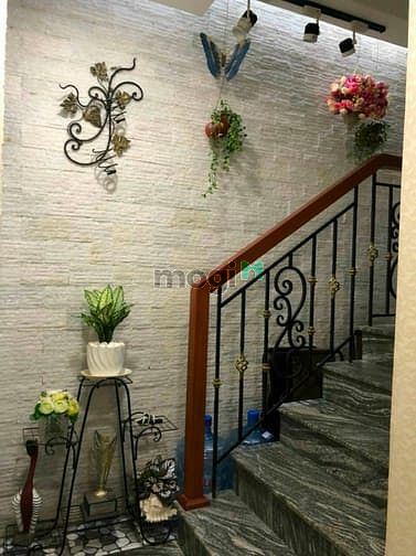Hình ảnh Bán Gấp Nhà HXH 16/ NGuyễn Thiện Thuật Q3. 3,5X9m 5 tầng