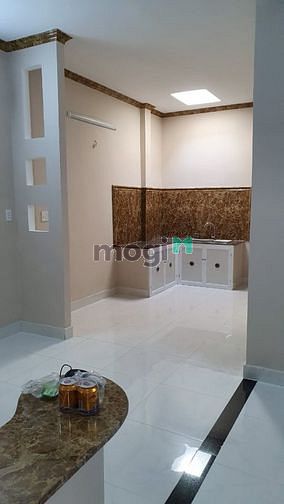 Hình ảnh Phan Văn Trị sát Phạm Văn Đồng, GPXD 5 Tầng, CHDV Gần 80m2, 5.8 Tỷ.