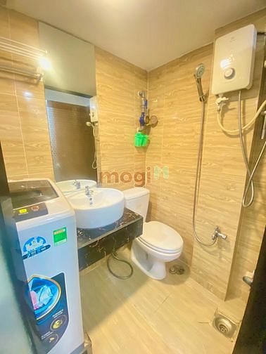 Hình ảnh Phòng Cao Cấp - LÊ HỒNG PHONG, 3’ Đi Chợ Bàu Sen