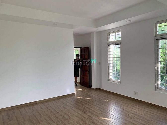 Hình ảnh Cho thuê nhà nguyên căn mặt tiền