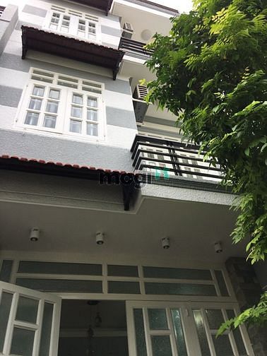 Hình ảnh Bán nhà 92.7m² Tôn Đản F15 Q4