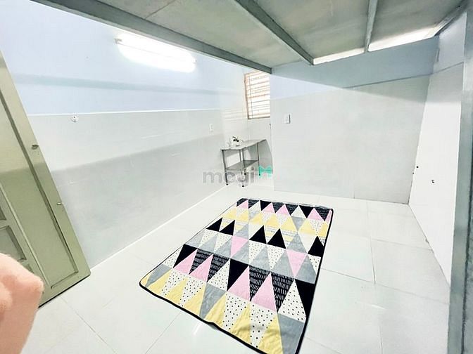 Hình ảnh Phòng gác lửng 25m2 đường Lê Văn Sỹ , Quận Tân Bình